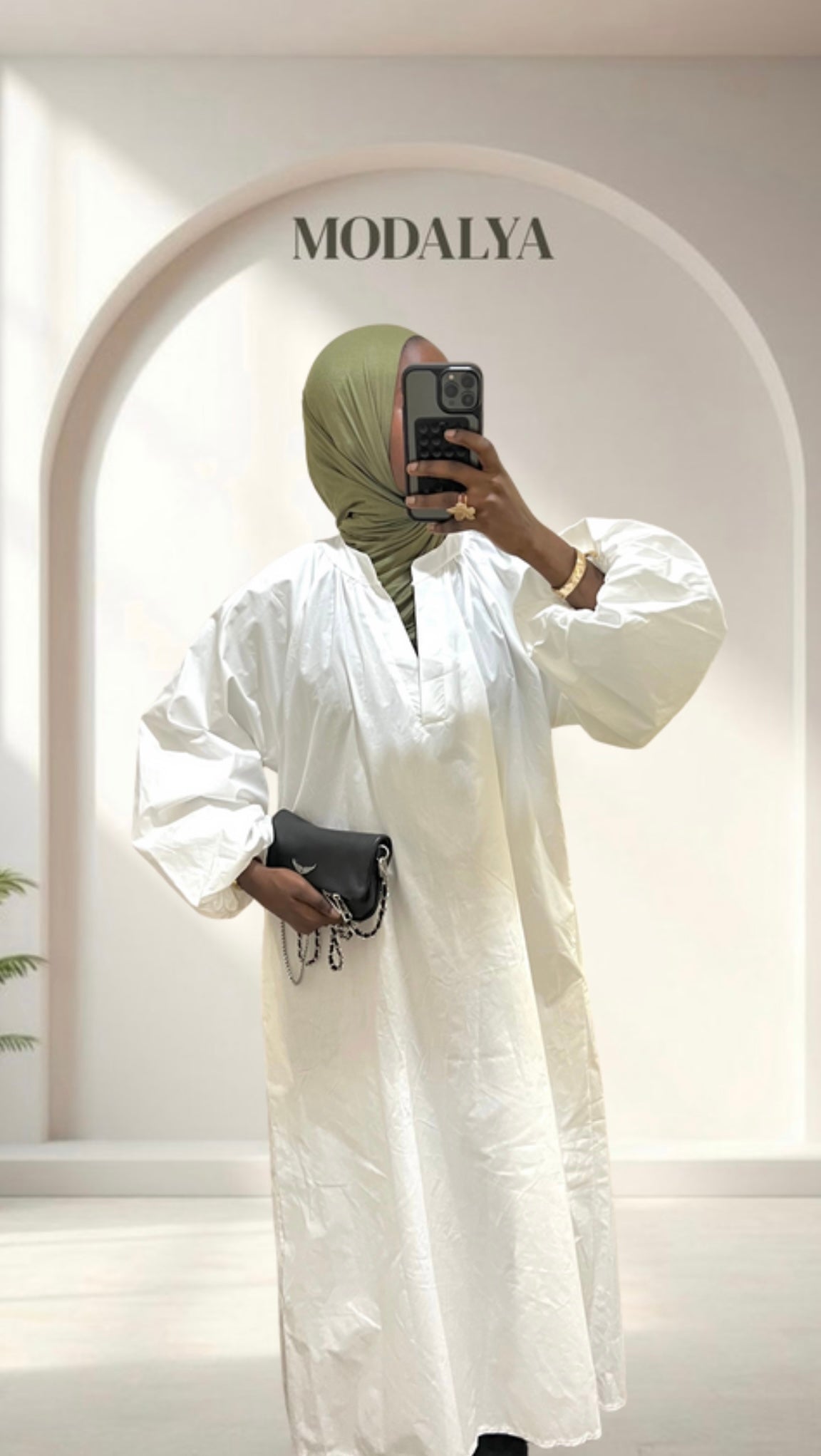 Robe Popeline – Manches Bouffantes Élégantes